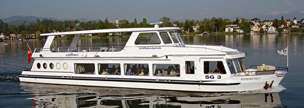 Aperitif boat trip on Lake Zurich