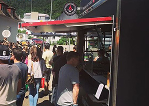 Feinste Grilladen und Burger aus dem Food Truck