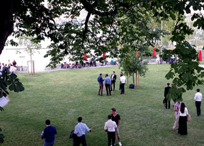 Party estivale avec barbecue au bord du lac de Zurich