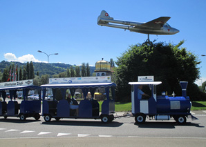 Bimmelbahnfahrt zum Essen mit Aussicht auf Zürich