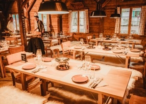 Fondue-Chalet Aarau: Käseschmaus in der Hütte