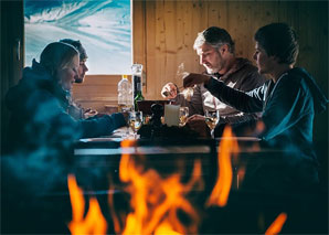 Käsefondue in der Blockhütte