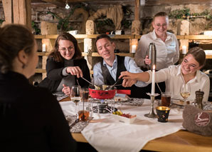 Une fondue sur la terrasse d'hiver