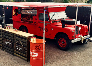 Food Truck Grill Streetfood from the Landrover