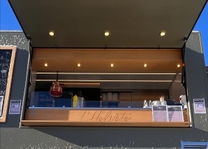 Foodtruck mit Schweizer Spezialitäten