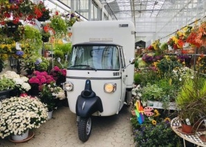 Kaffee-Spezialitäten aus der Piaggio Ape