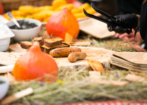 Cuisine de marché créative du camion de nourriture