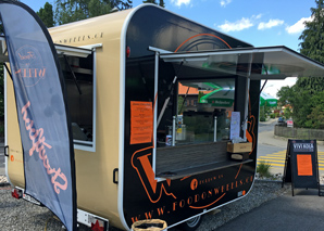 Mac'n'Cheese und Burger aus dem Foodtruck
