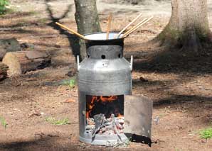 Milk jug fondue or raclette