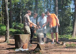 Milk jug fondue or raclette