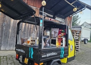 Mini-Foodtruck mit Angebot nach Wahl