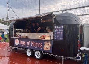 Momos aus dem Foodtruck