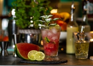 Piaggio Ape als Cocktailbar oder Foodtruck