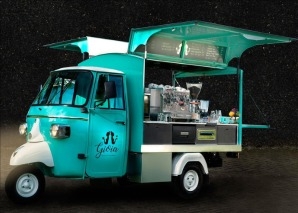Piaggio Ape als Cocktailbar oder Foodtruck