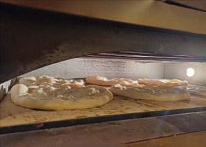 Pizza food truck napolitain