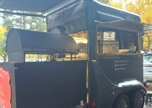 Pizza food truck napolitain