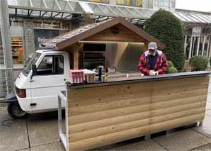 Camion de nourriture à raclette