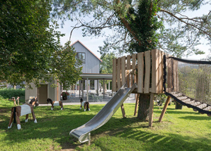 Fête d'été au bord de la Reuss