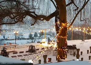 Dîner de Noël avec apéritif au coin du feu