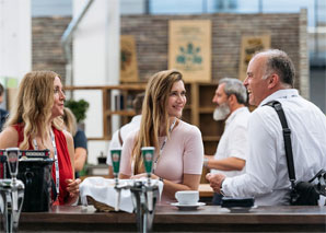 Streetfood-Festival und Marktstände in Zug