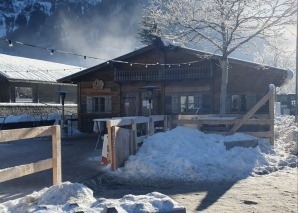 Christmas chalet evening in the Bernese Oberland