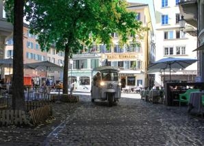 Tuktuk-Fahrt mit Barbecue oder Fondue