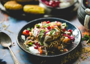 Vintage-Foodtruck mit vegetarischer und veganer Weltküche