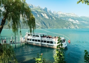 Mittagessen und Walensee-Schifffahrt