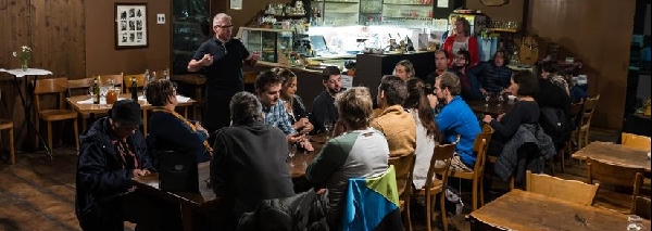 Dîner dans le noir