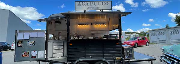 Food Truck mit Burrito, Tacos und Torta