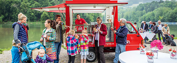 Le Piaggio - le mini camion de nourriture polyvalent