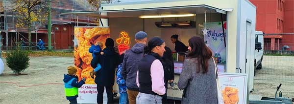 Fried Chicken und Catering aus dem Foodtruck