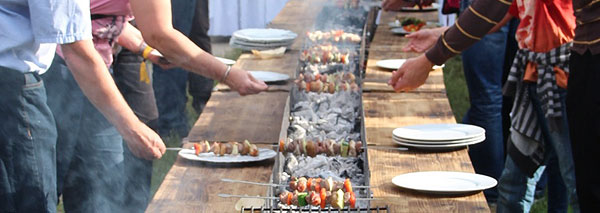 Barbecue amusant sur le plus long barbecue de Suisse