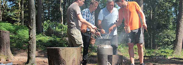 Raclette oder Fondue auf der Milchkanne