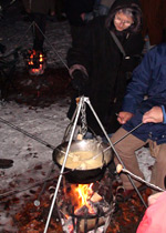 Outdoors fondue or raclette