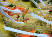 Karibisches BBQ mit Beachbar