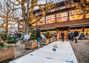 Eisstockschiessen mitten in Bern mit Essen