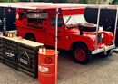 Streetfood vom Grill aus dem Landrover