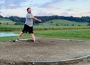 Hornussen im Team - der Traditionssport im Emmental