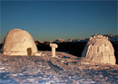 Fascinating igloo building