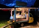 Piaggio Ape als Bar-, Grill- und Apéro-Truck